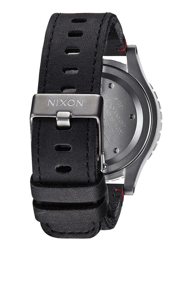 Nixon Men's 48-20 Chrono Leather Watch